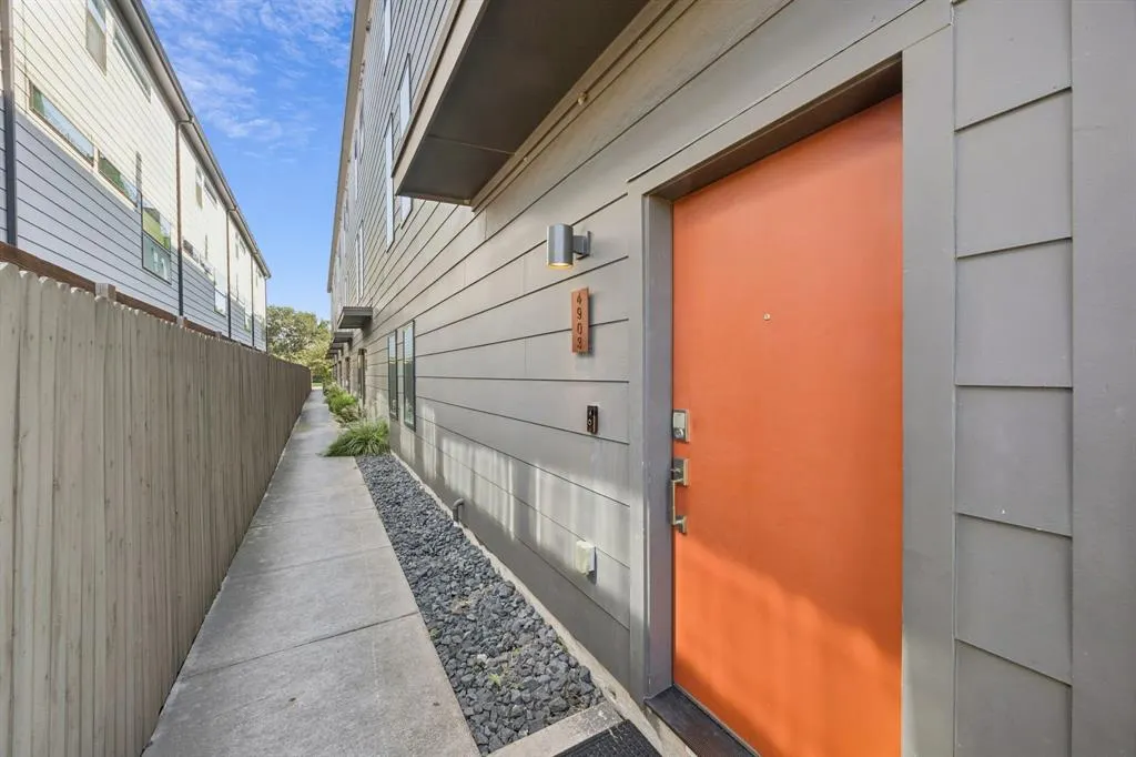 4903 Jack Court