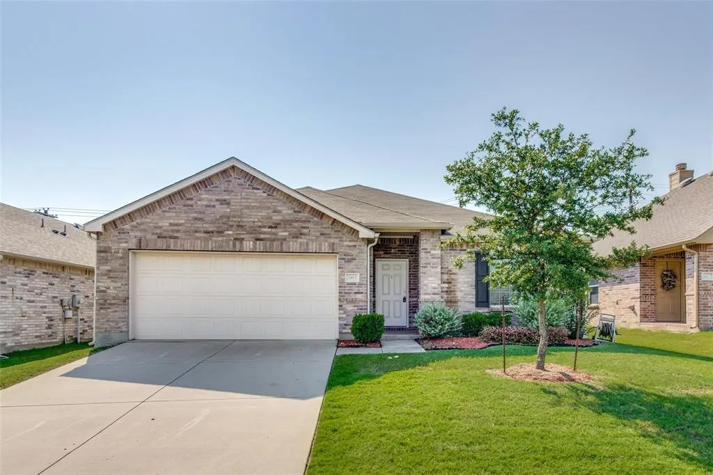 1413 Lone Pine Drive