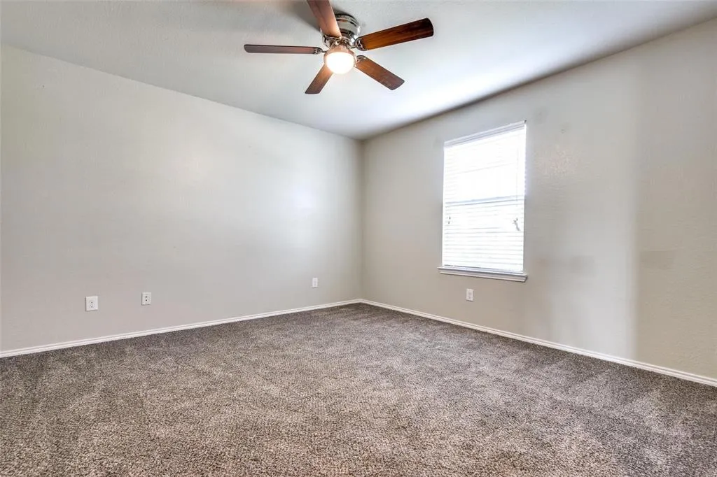 1413 Lone Pine Drive