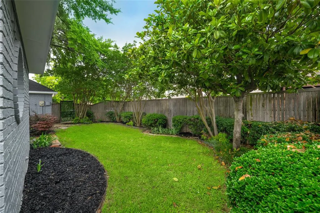2049 Belgium Drive