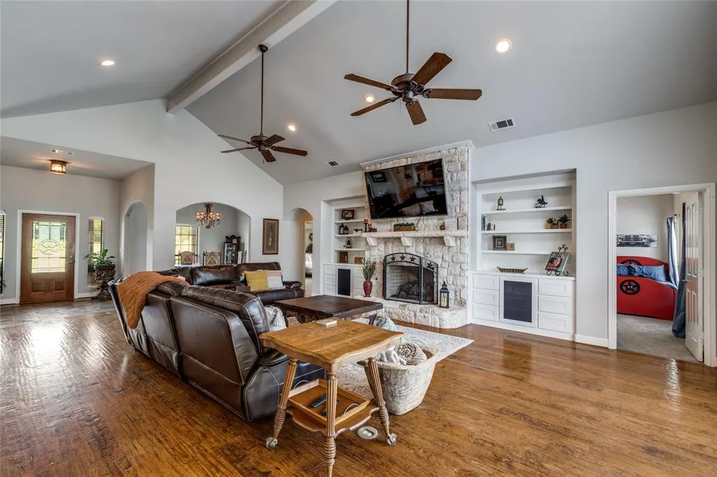 5910 County Road 171