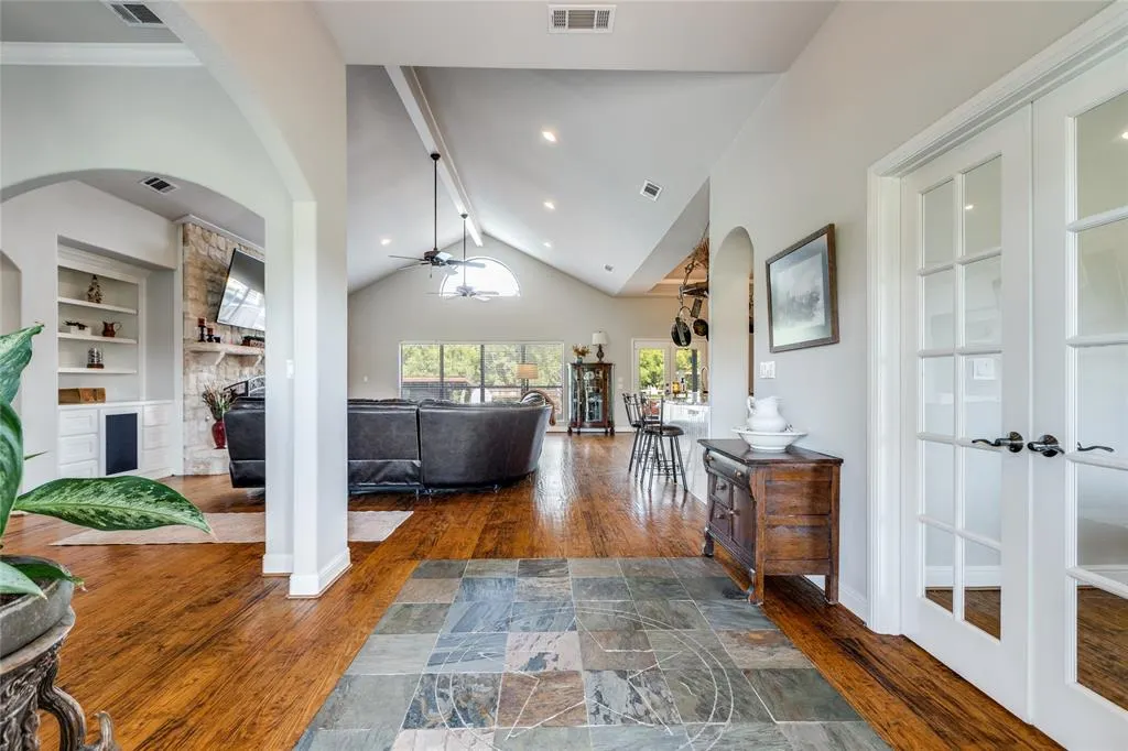 5910 County Road 171