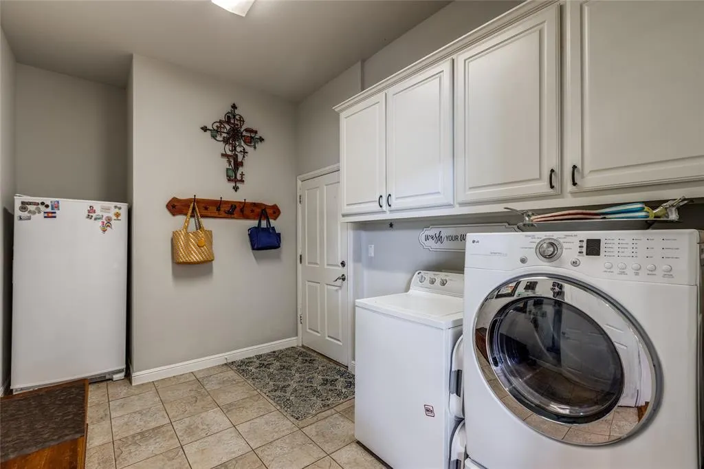 5910 County Road 171