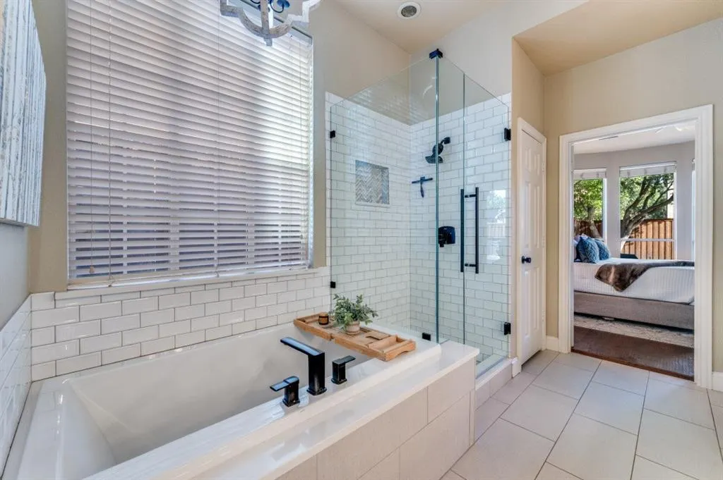 1222 Alamo Court