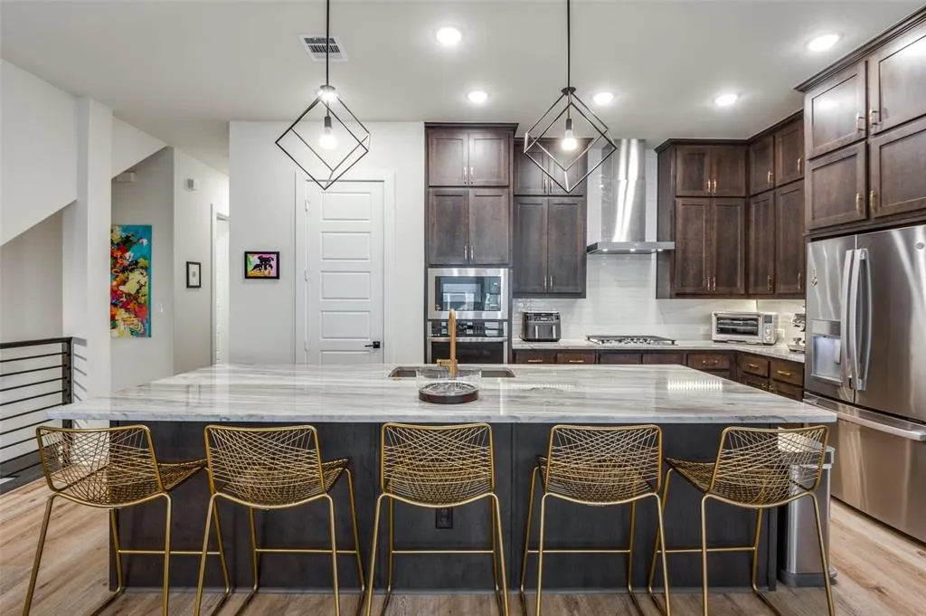 1053 Manacor Lane
