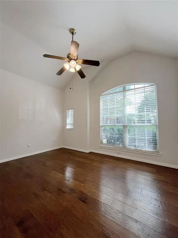 1632 Pleasant Valley Lane
