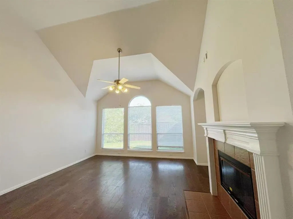 1632 Pleasant Valley Lane