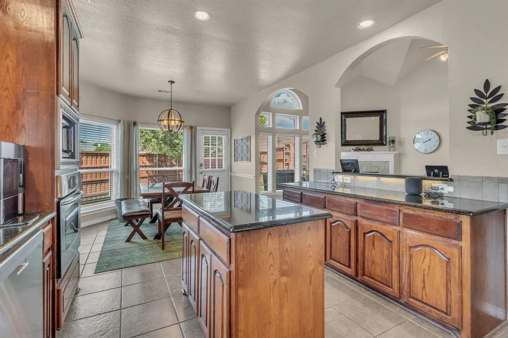 1303 Grapevine Drive