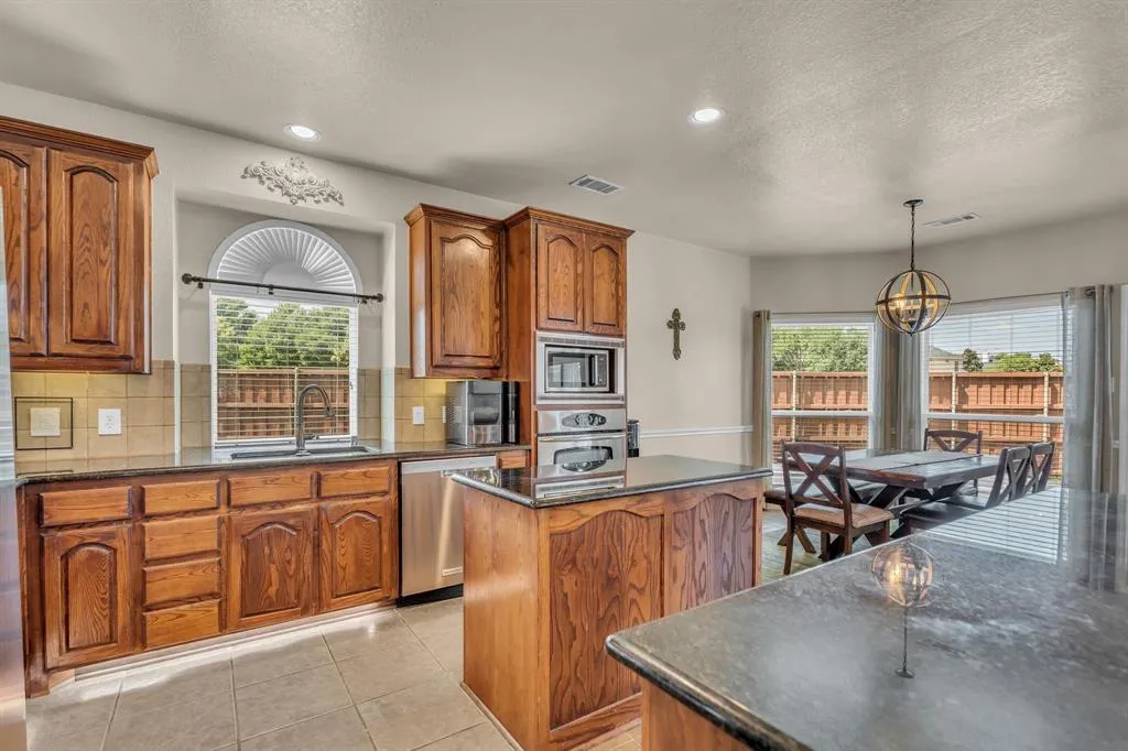 1303 Grapevine Drive