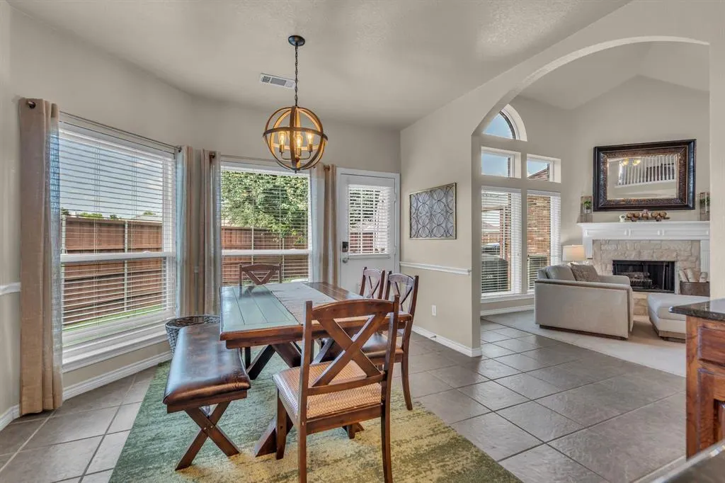 1303 Grapevine Drive