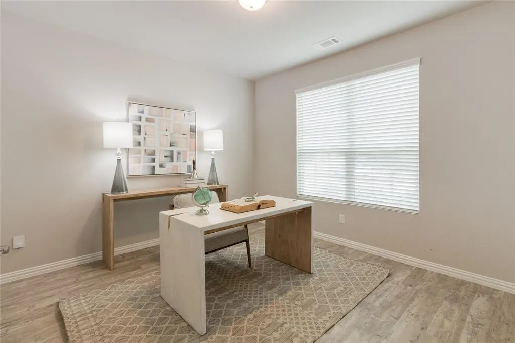 1616 Berry Ridge Trail