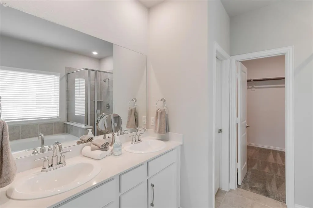 1616 Berry Ridge Trail