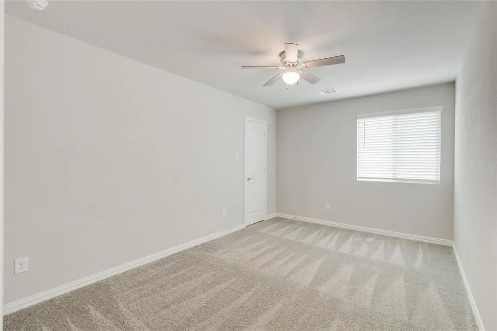 1616 Berry Ridge Trail