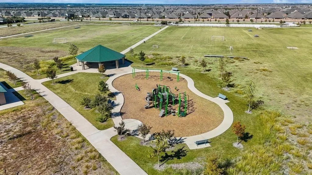 1616 Berry Ridge Trail