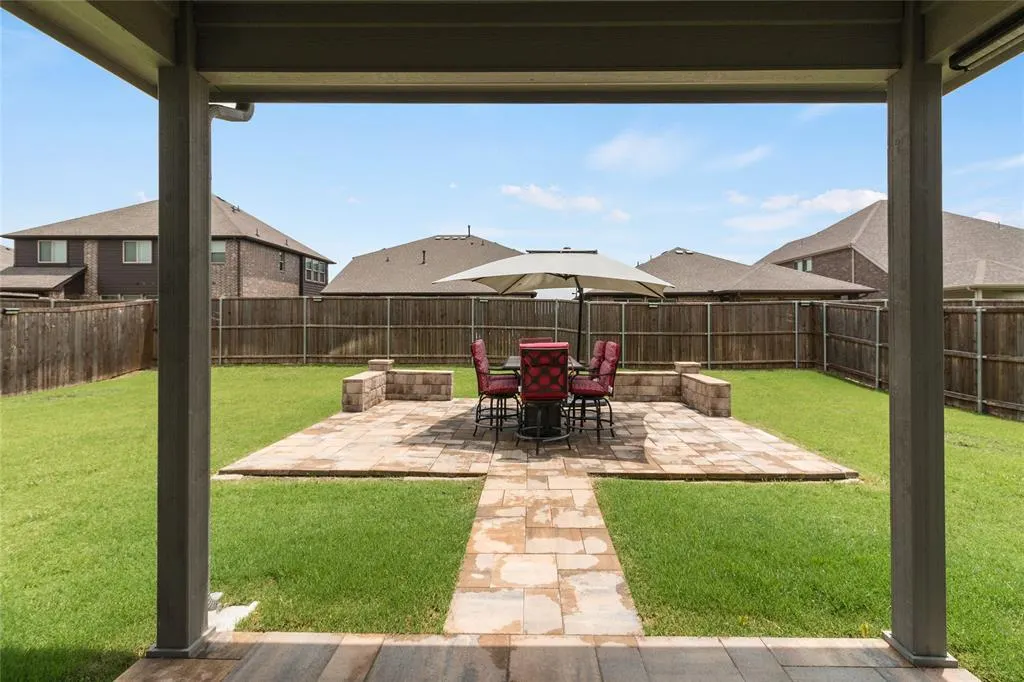 1616 Berry Ridge Trail