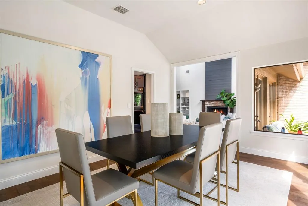 5325 Seascape Lane