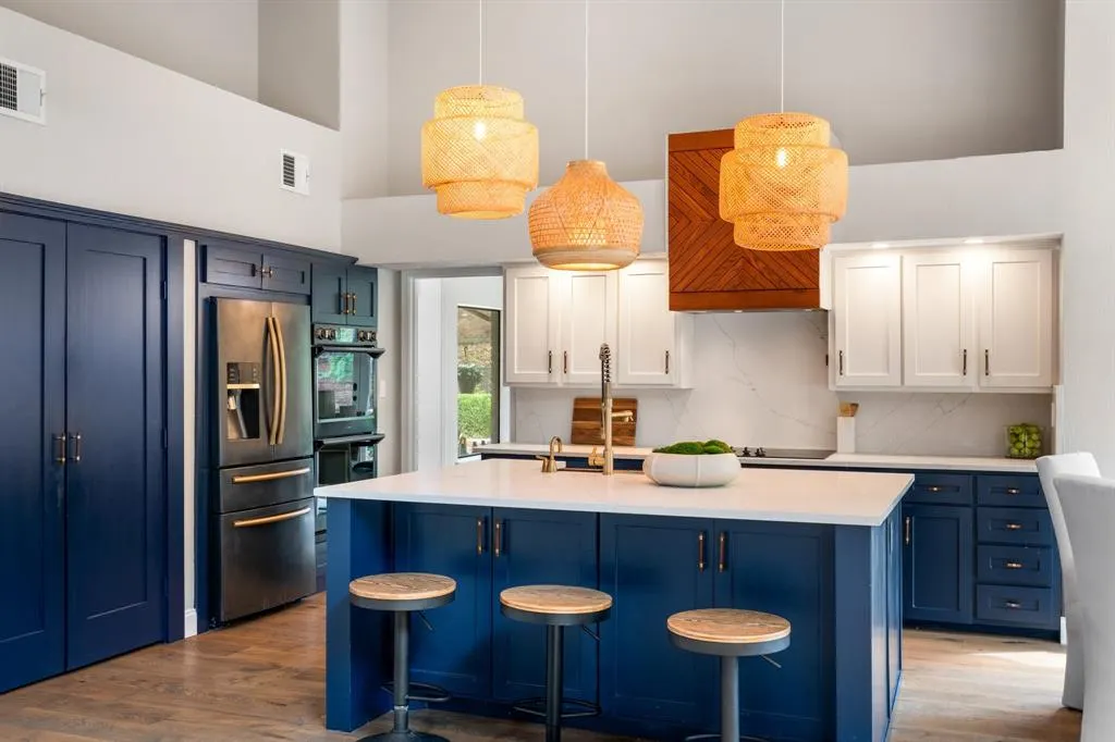 5325 Seascape Lane