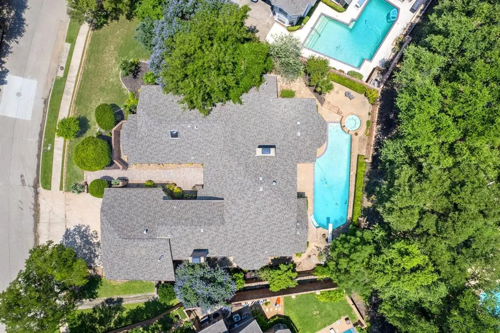 5325 Seascape Lane