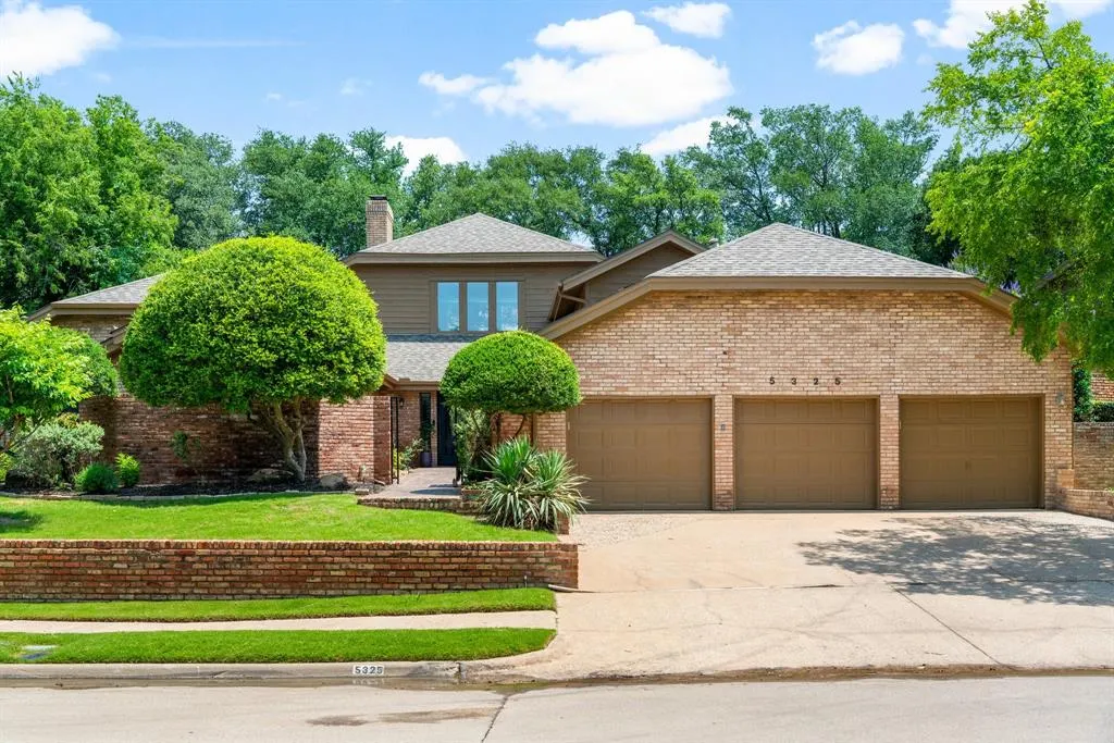 5325 Seascape Lane