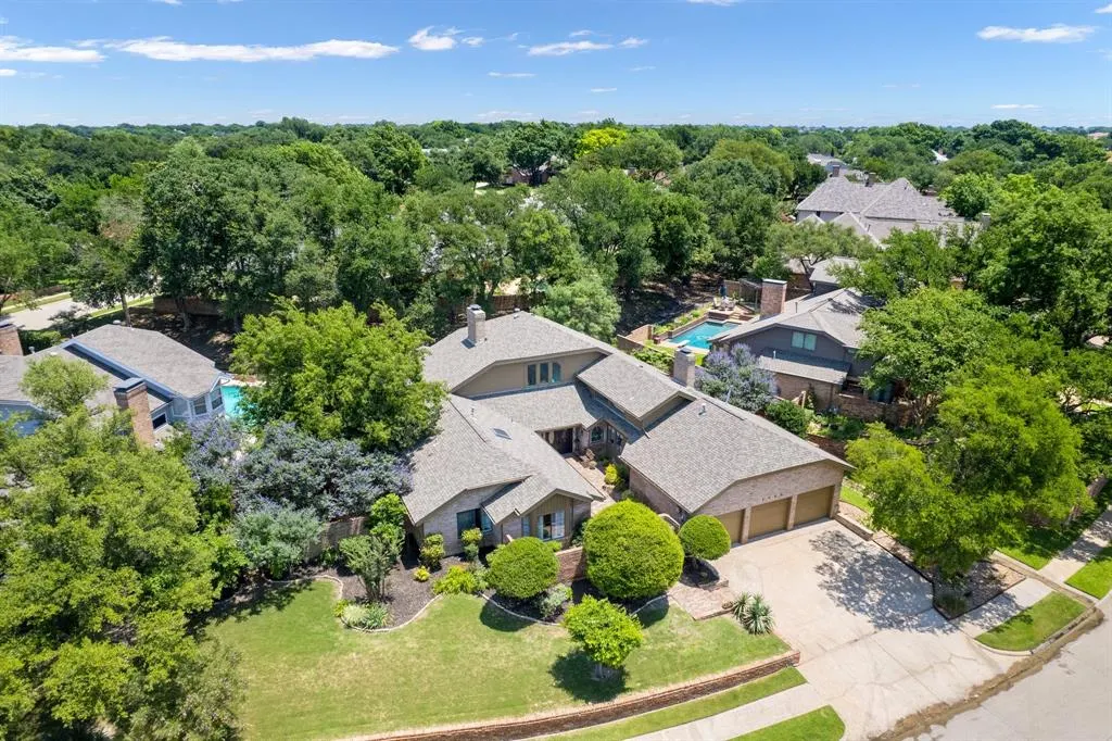 5325 Seascape Lane