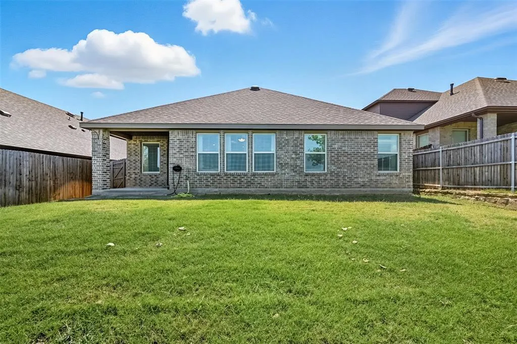 3000 Llano Road