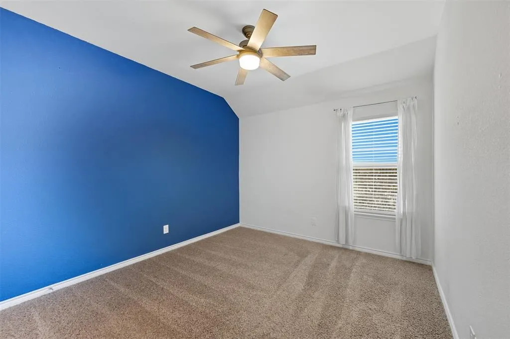 3000 Llano Road