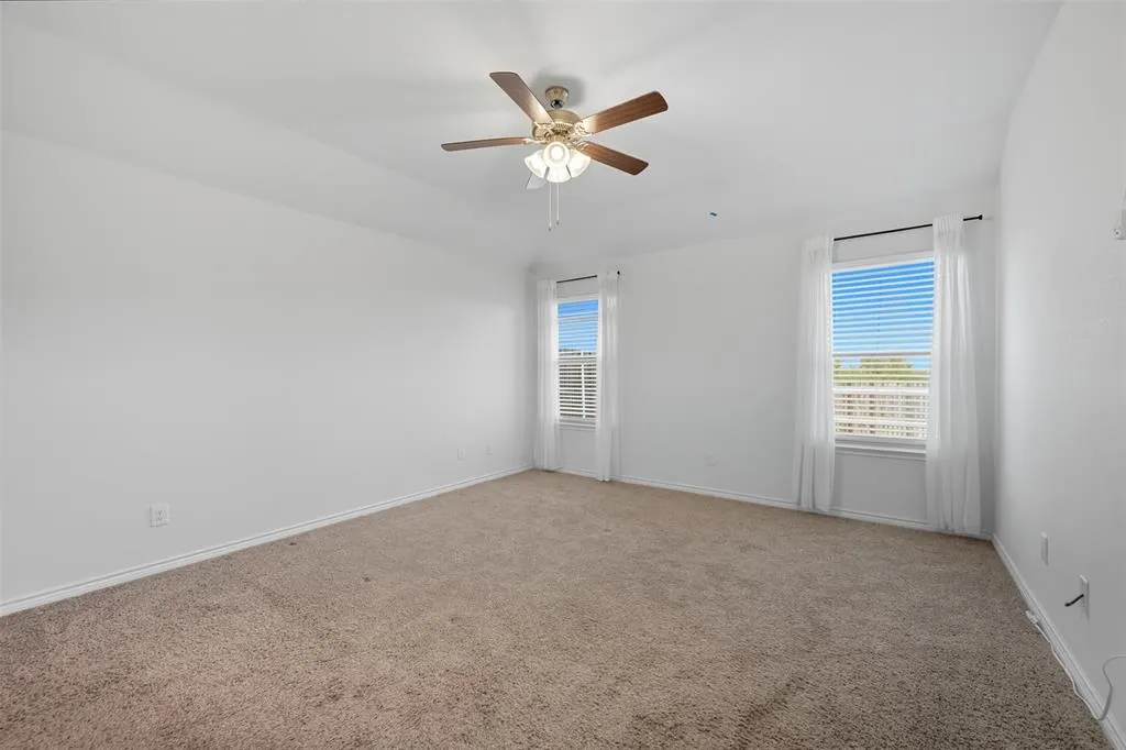 3000 Llano Road