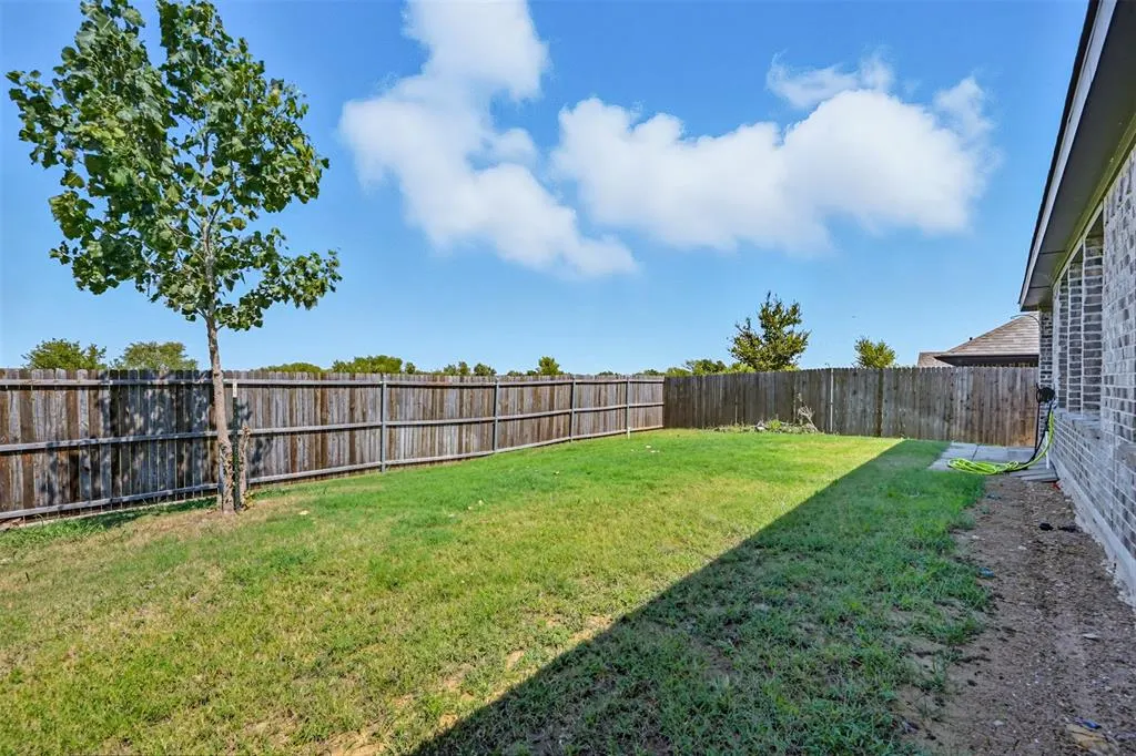 3000 Llano Road