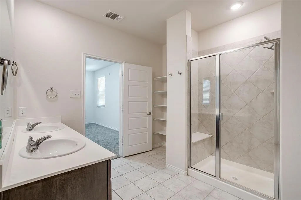 3008 Lampasas Lane
