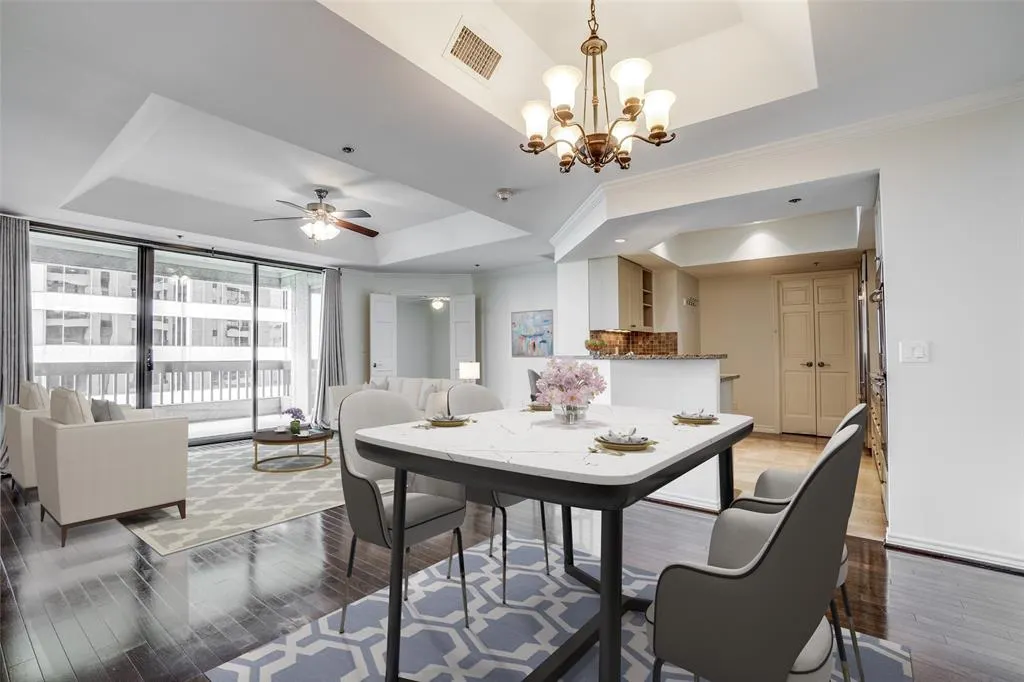 5909 Luther Lane, #1106