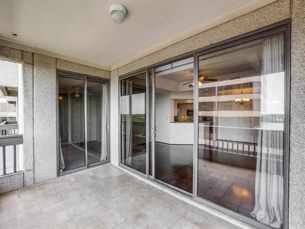 5909 Luther Lane, #1106