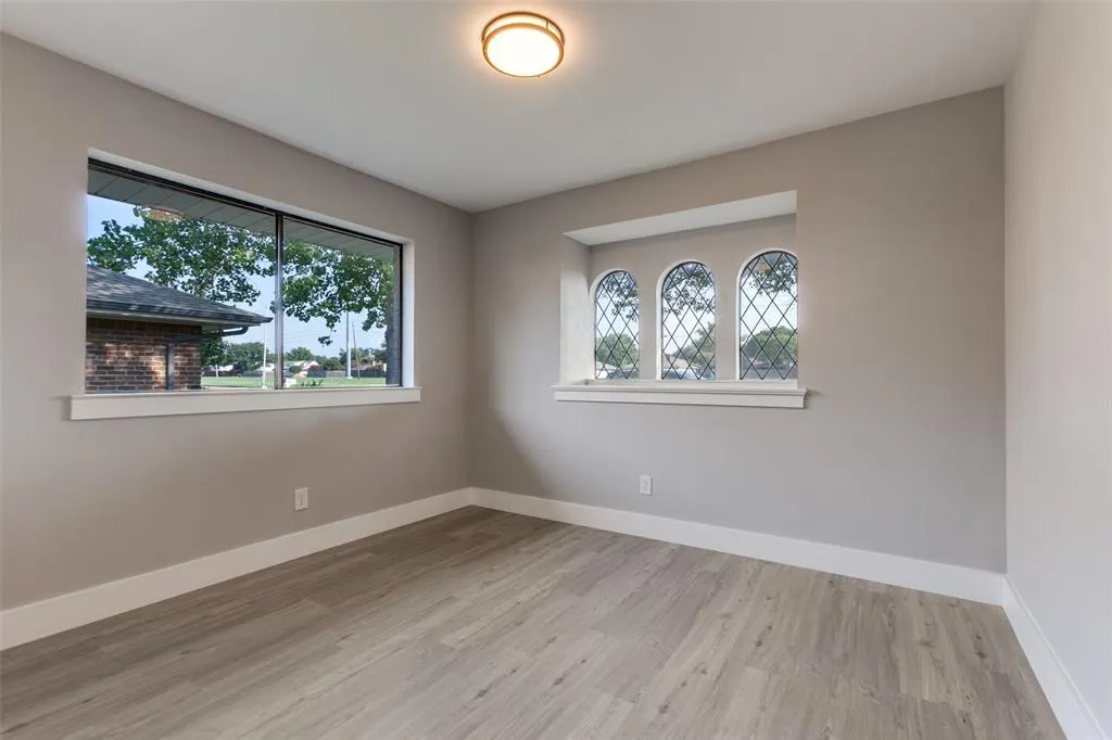 1115 E Spring Valley Road
