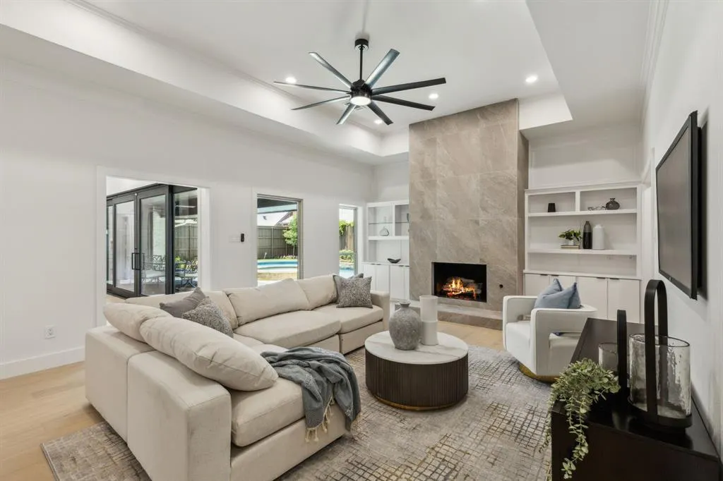 5702 Glen Heather Drive