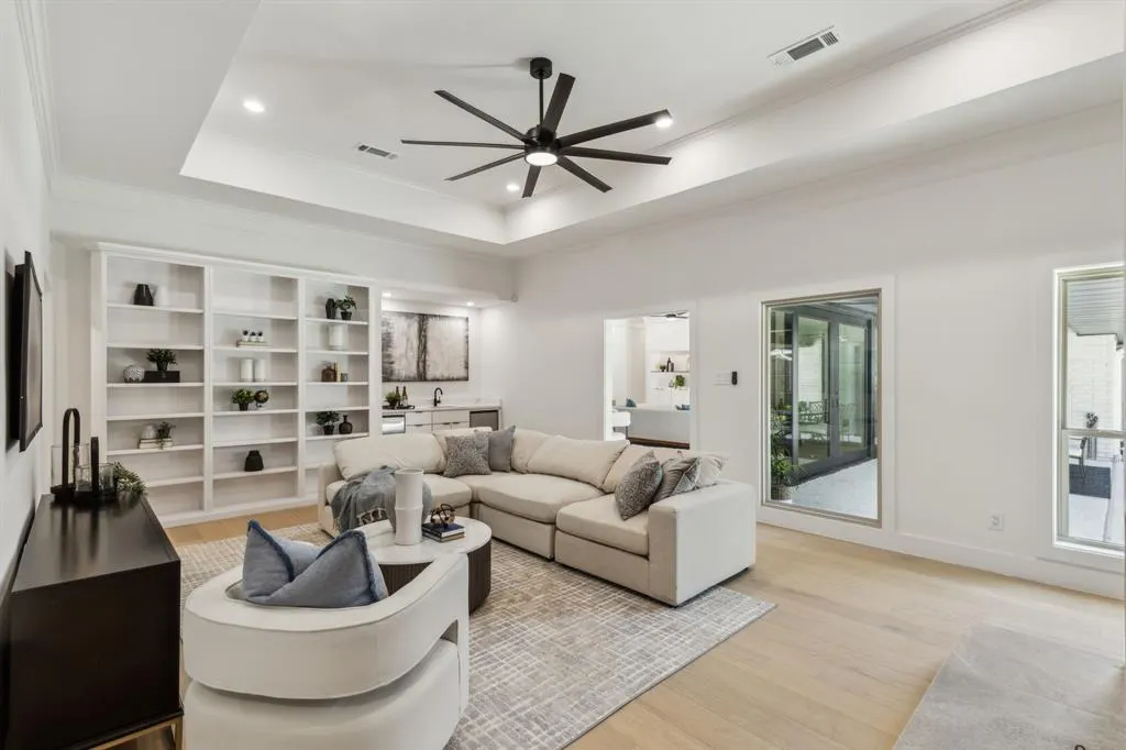5702 Glen Heather Drive
