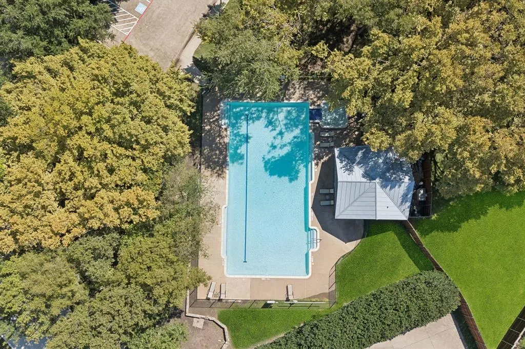 2417 Mesa Oak Trail