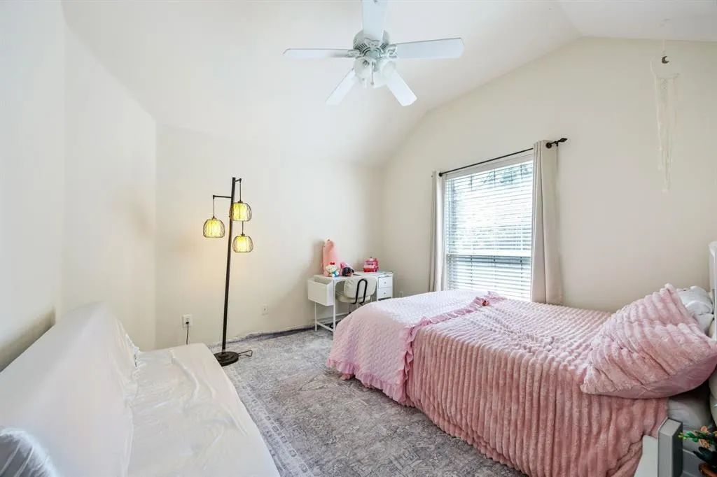 2417 Mesa Oak Trail