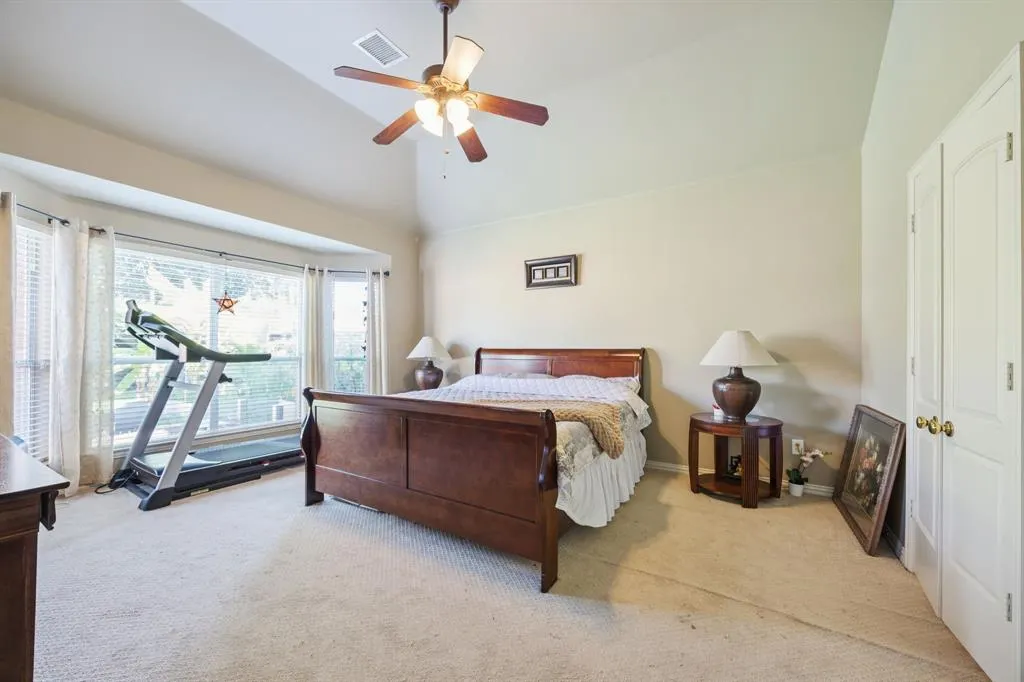 2417 Mesa Oak Trail