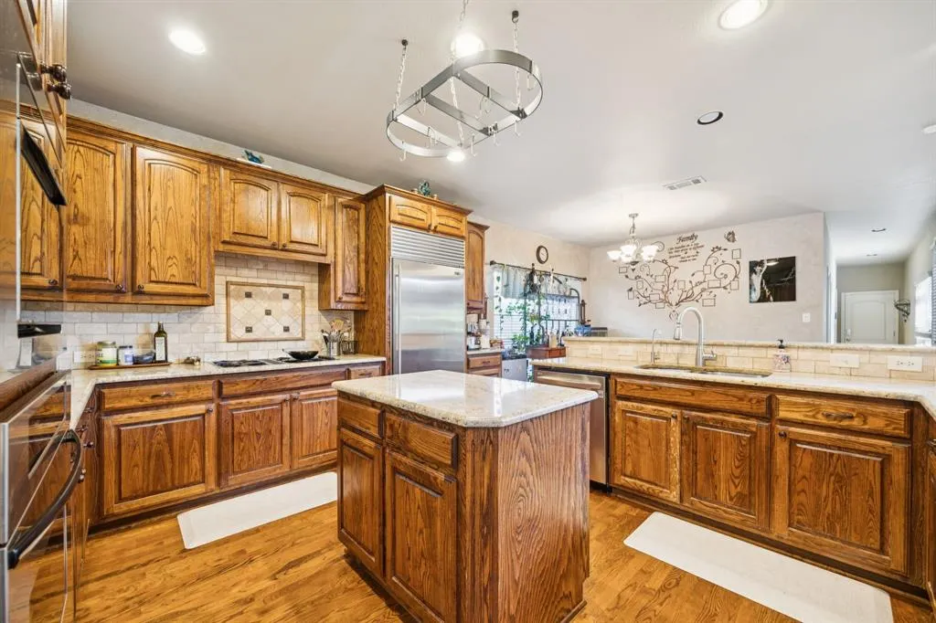 2417 Mesa Oak Trail