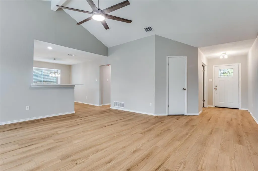 1016 Ledgemont Drive