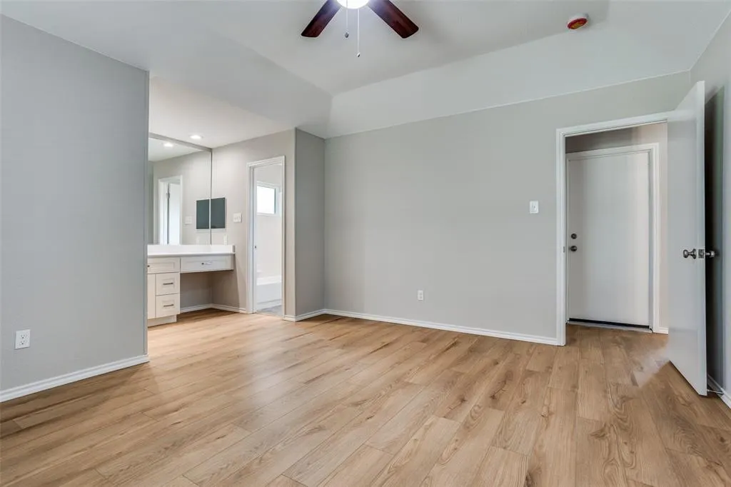 1016 Ledgemont Drive