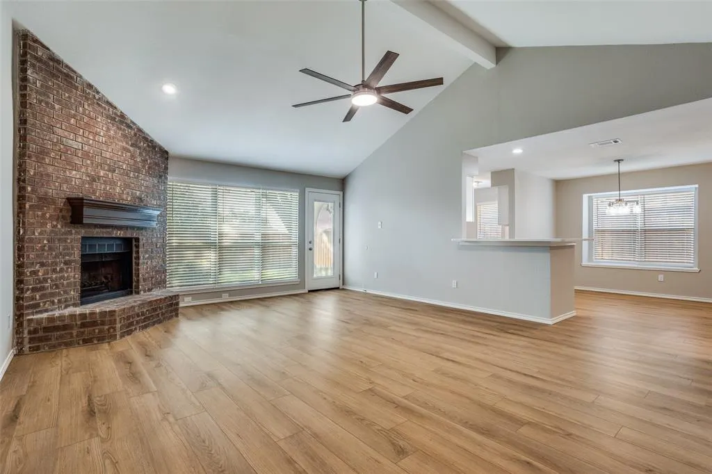 1016 Ledgemont Drive