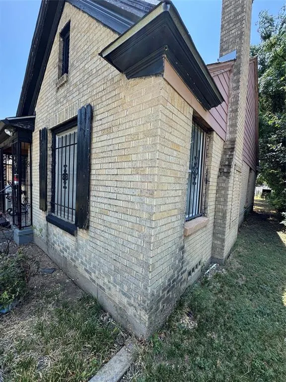 234 W Woodin Boulevard