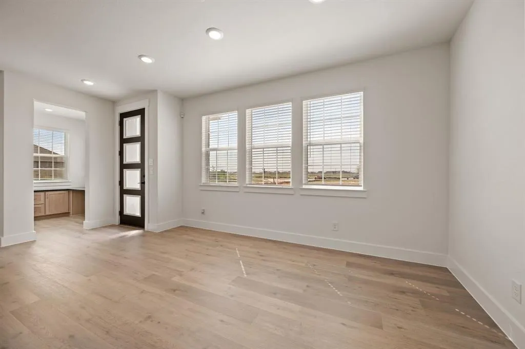 2536 Red Tailed Hawk Lane