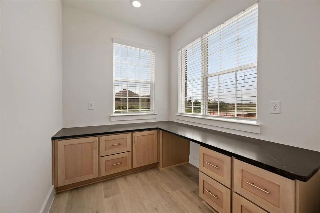 2536 Red Tailed Hawk Lane