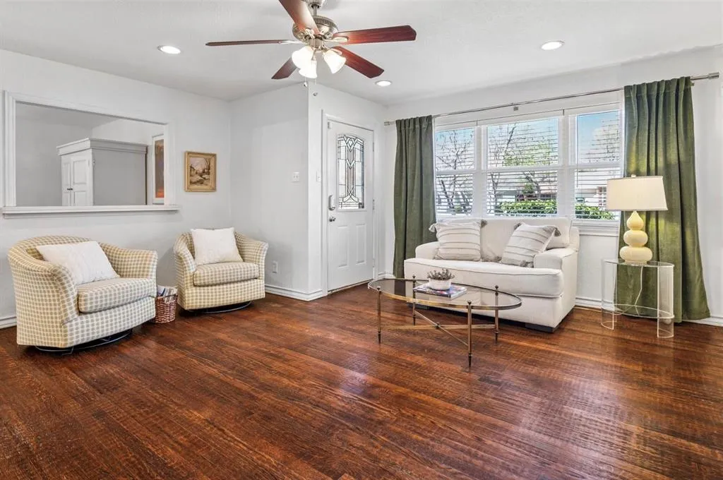621 Ridgedale Drive