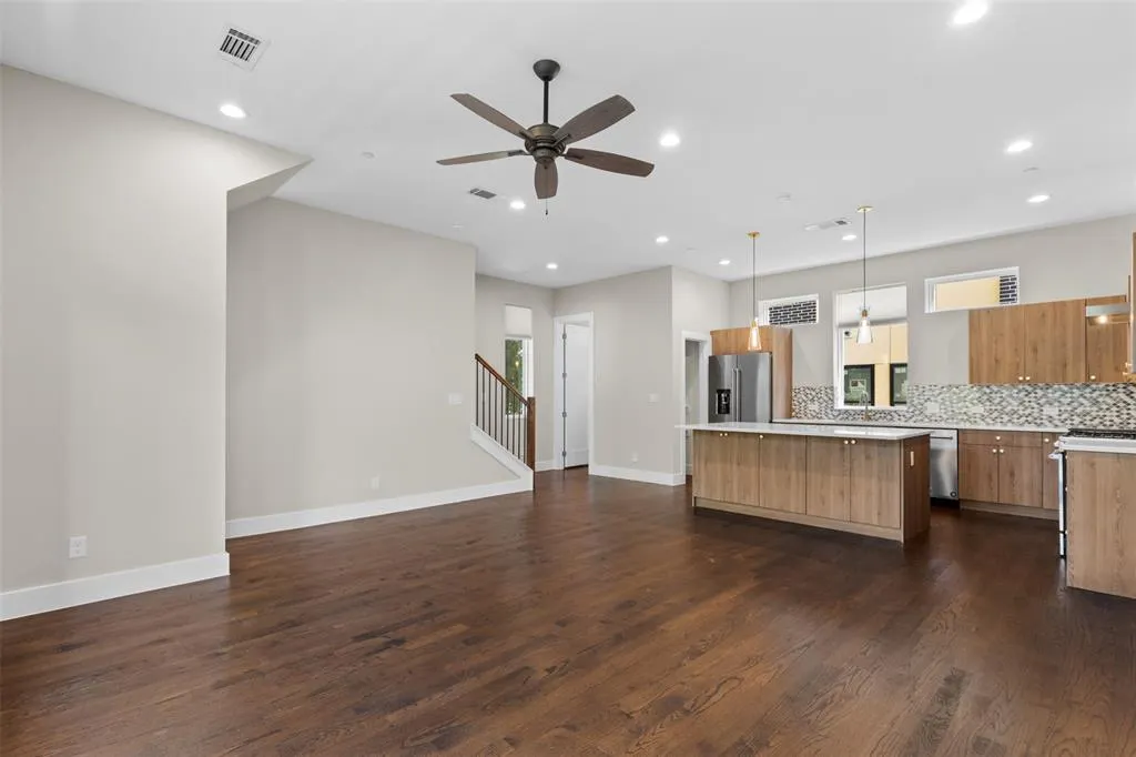 4514 Cabell Drive, #101