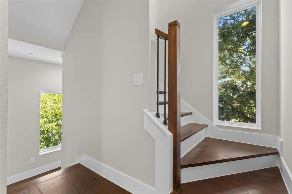 4514 Cabell Drive, #101