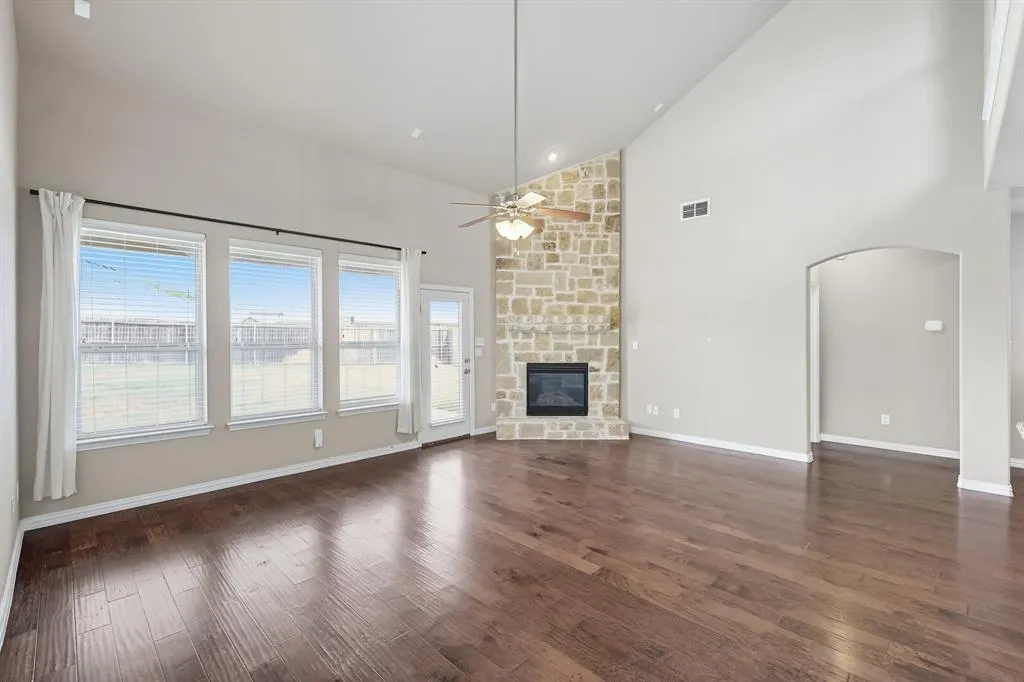 2509 Castle Creek Drive