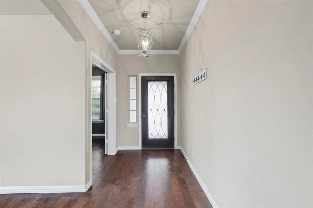 2509 Castle Creek Drive