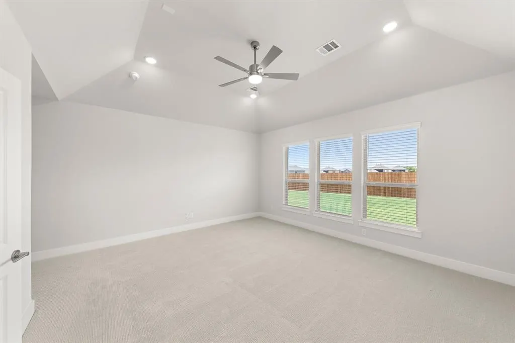 2507 Rolling Hills